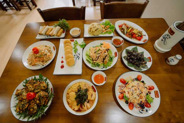 nhà hàng chay búp sen