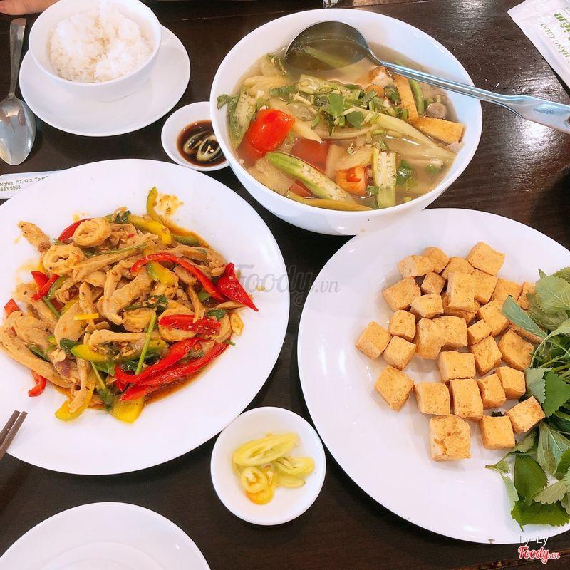 nhà hàng chay chất lượng