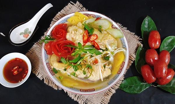Canh cá nấu chua
