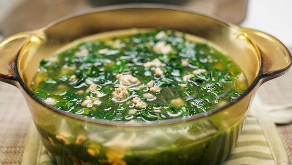 Canh rau ngót thịt băm - món ngon ngày hè miền Bắc