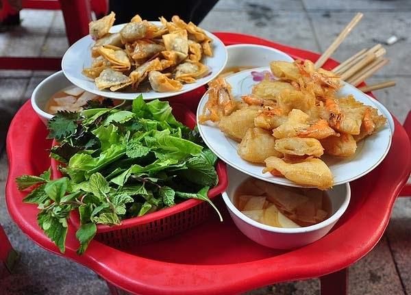 Há cảo chiên lai rai cùng bạn bè