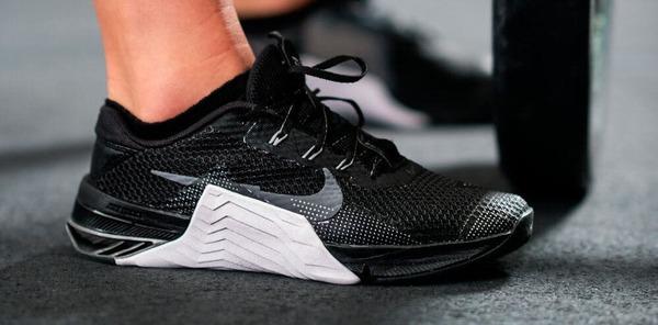 Nike Metcon là lựa chọn hoàn hảo cho các vận động viên thể thao chuyên nghiệp