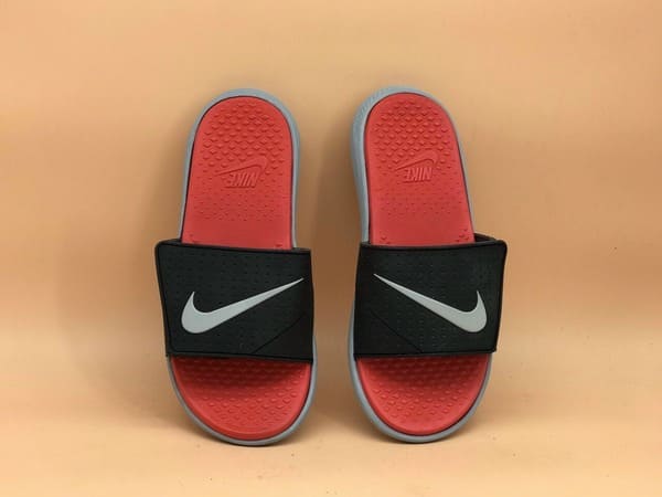 Dép quai ngang nam Nike có rất nhiều ưu điểm vượt trội về chất lượng và thiết kế