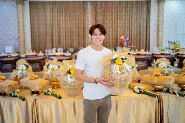Mark Prin Suparat, nam thần màn ảnh Thái