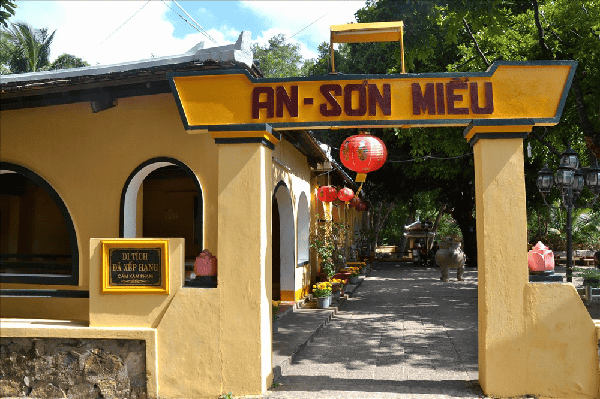 du-lich-con-dao-kham-pha-hon-dao-bi-an