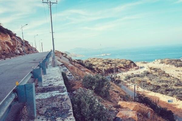 Du lịch phượt là một hình thức được nhiều bạn trẻ yêu thích và lựa chọn cho các chuyến đi ngắn hiện nay