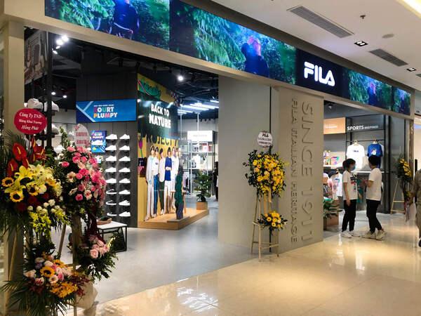  Bạn có thể ghé thăm Fila Việt Nam tại địa chỉ: L1-11C, Vincom Center Trần Duy Hưng