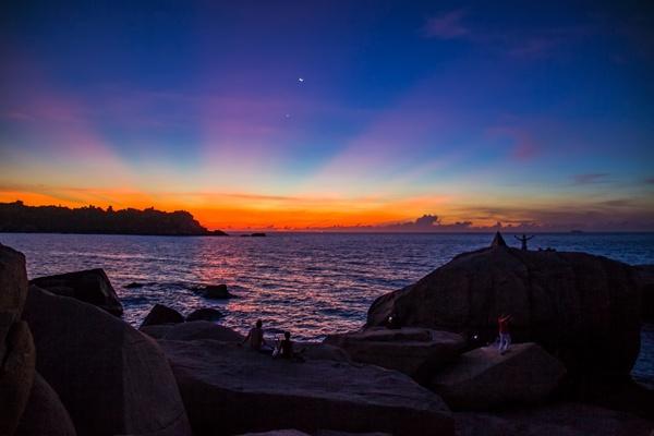 Mũi Đôi là nơi đón những tia sáng mặt trời đầu tiên trong ngày