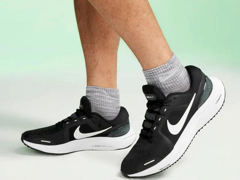 Giày Nike Air Zoom Vomero 16