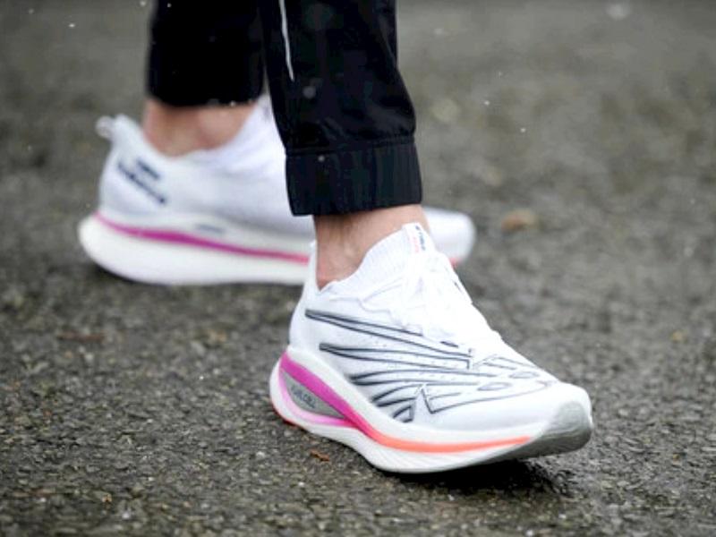 Giày New Balance FuelCell Supercomp Elite V3