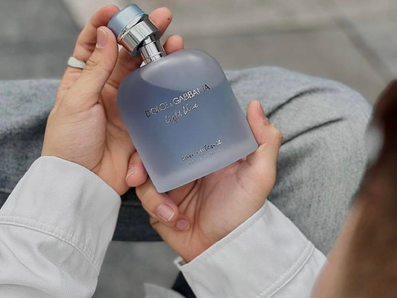 Dolce & Gabbana Light Blue Eau Intense Pour Homme EDP