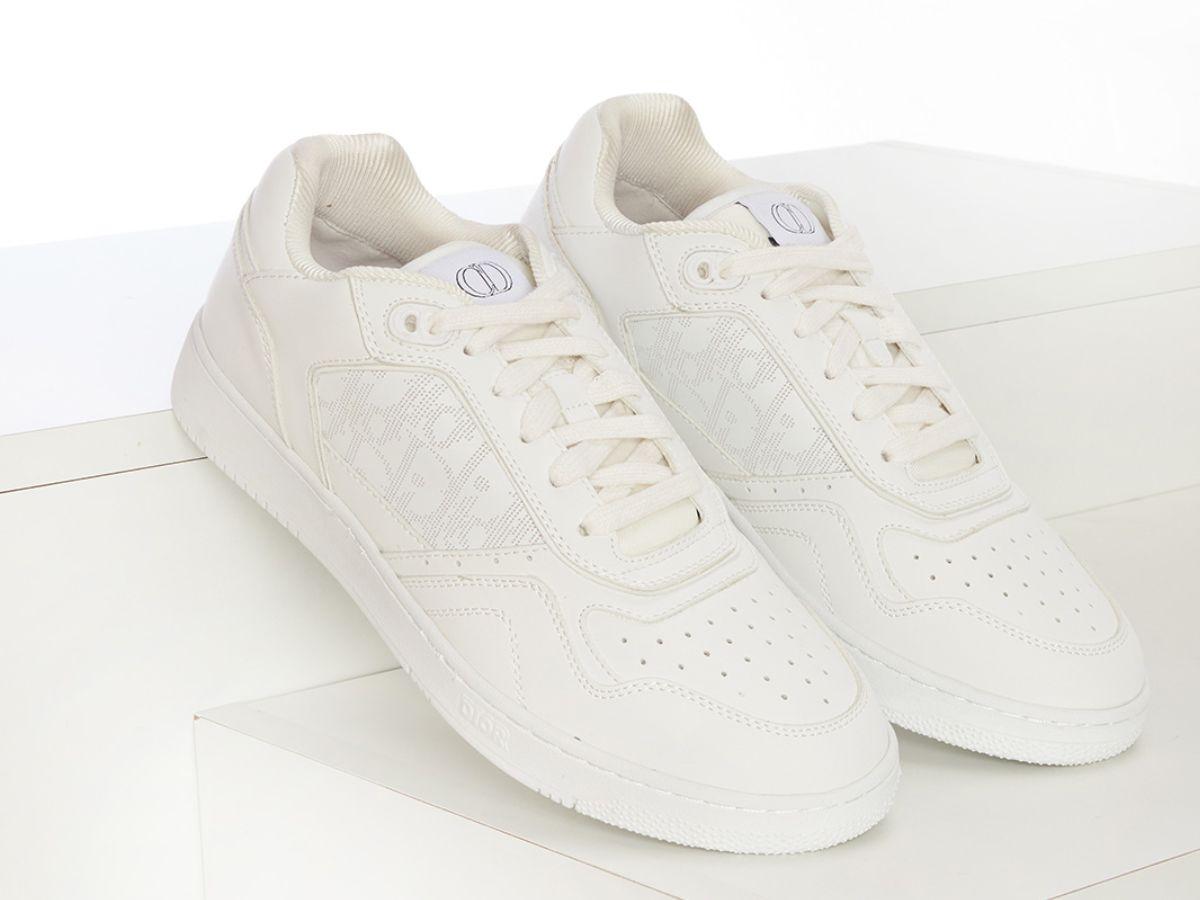  Phối Sneaker linh hoạt và thoải mái với vóc dáng