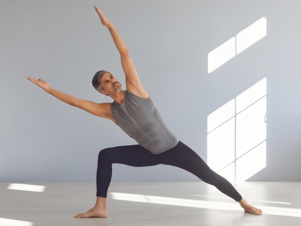 Độ co giãn của trang phục là yếu tố sống còn trong yoga