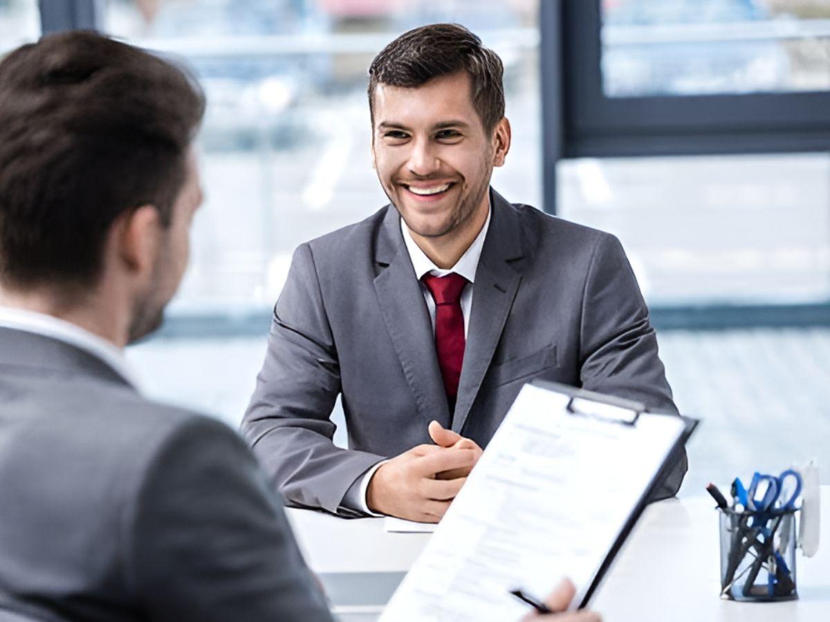Tránh mắc các lỗi trang phục để có vẻ ngoài chỉn chu nhất