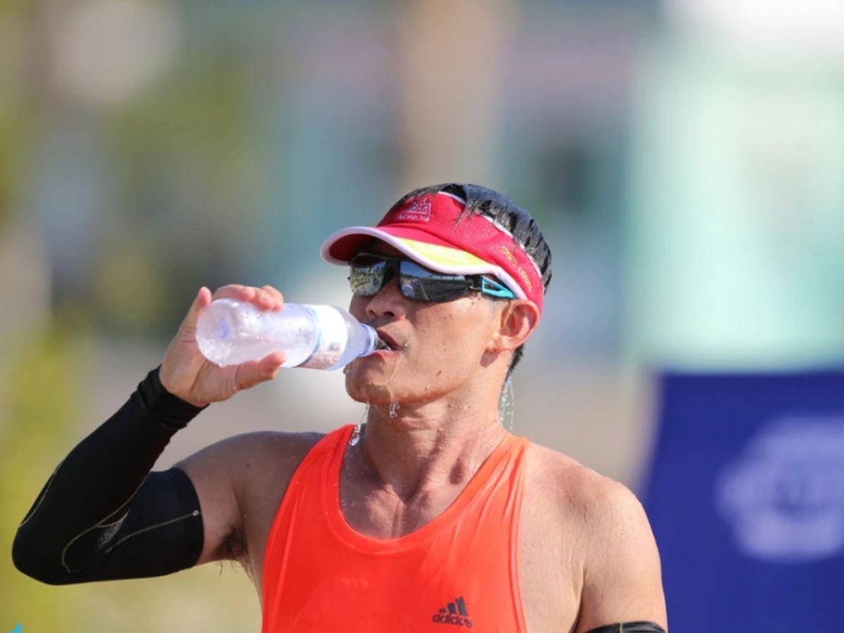 Những Sai Lầm Chết Người Khi Bù Nước Điện Giải Runner Cần Tránh