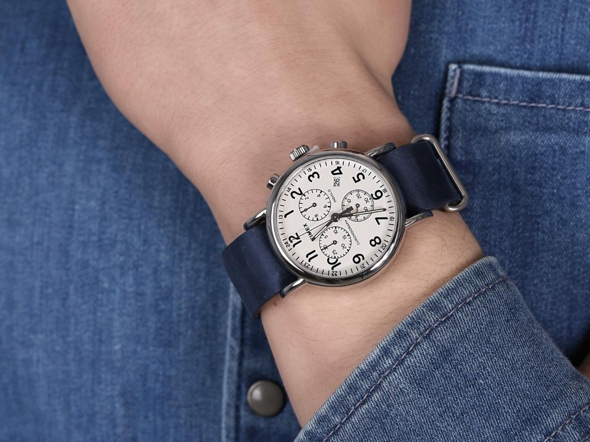 Phiên bản Chronograph của dòng Timex Weekender mang đến thiết kế năng động hơn