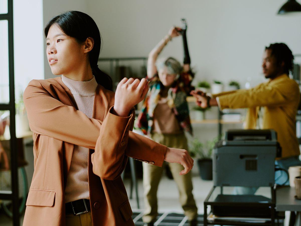 Lắng nghe cơ thể và tập luyện đúng tư thế để đảm bảo an toàn