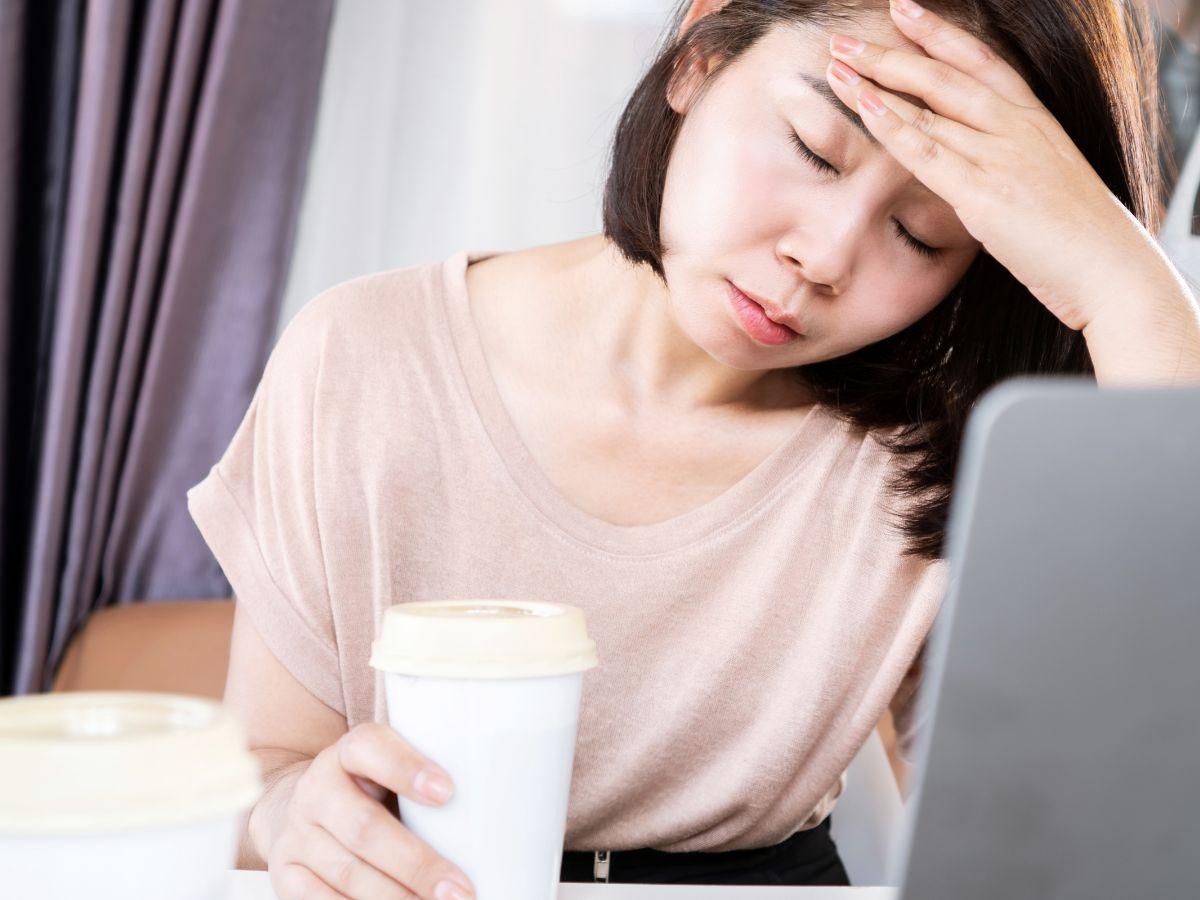 Ngồi văn phòng quá nhiều mang đến nhiều tác hại cho sức khỏe