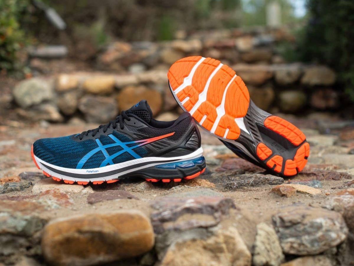 Asics GT-2000 phù hợp tập hàng ngày cùng mức phí hợp lý