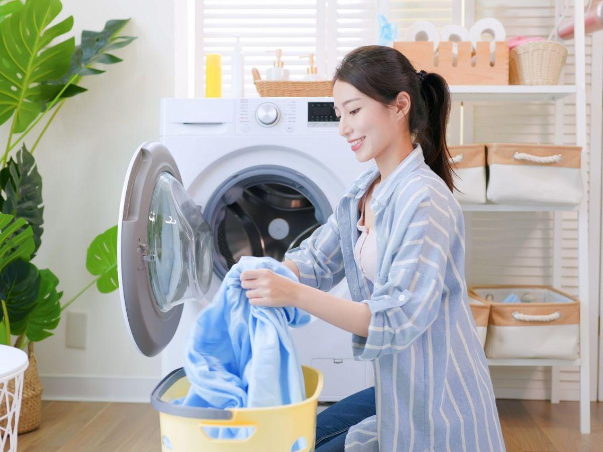 Mẹo đơn giản khi giặt đầm hoa nhí