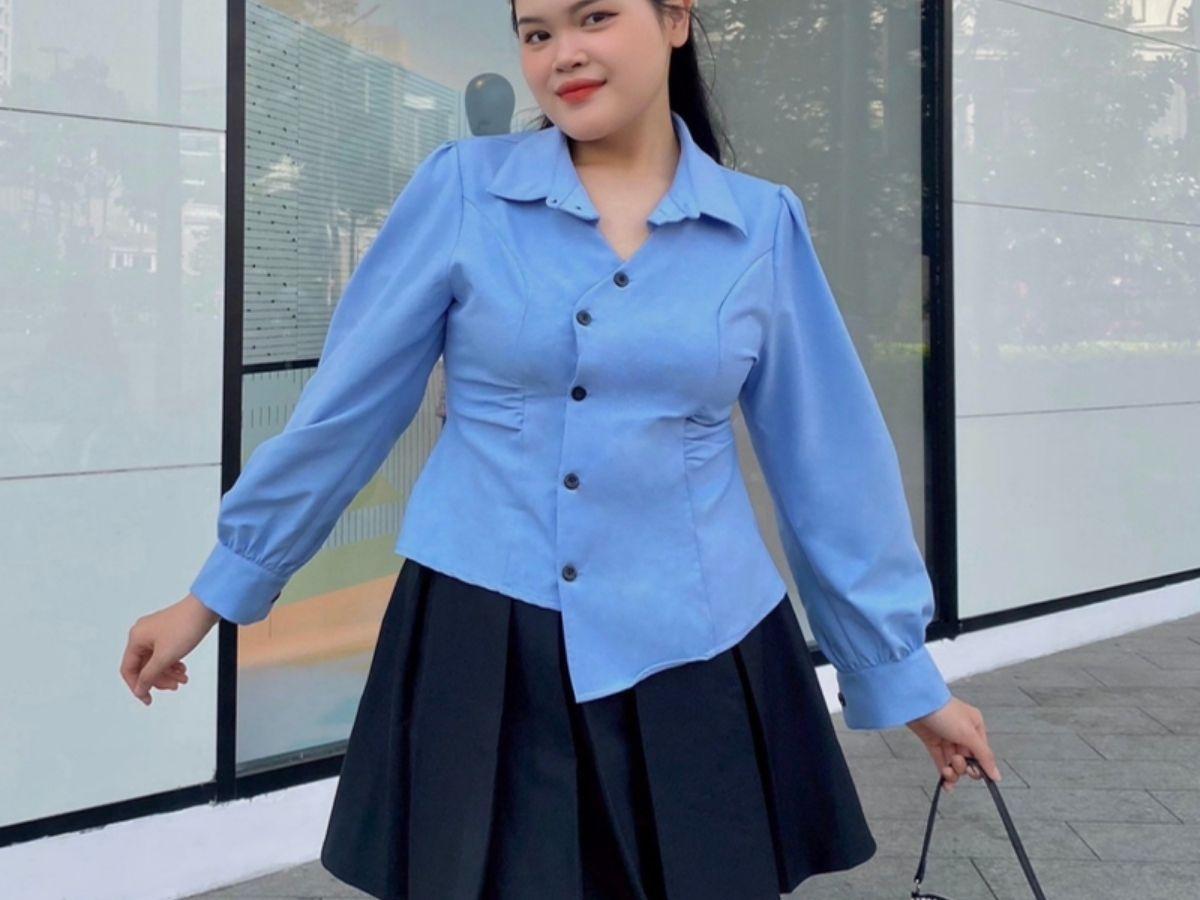 Nên chọn những chiếc sơ mi suông hoặc sơ mi peplum để che khuyết điểm vòng hai