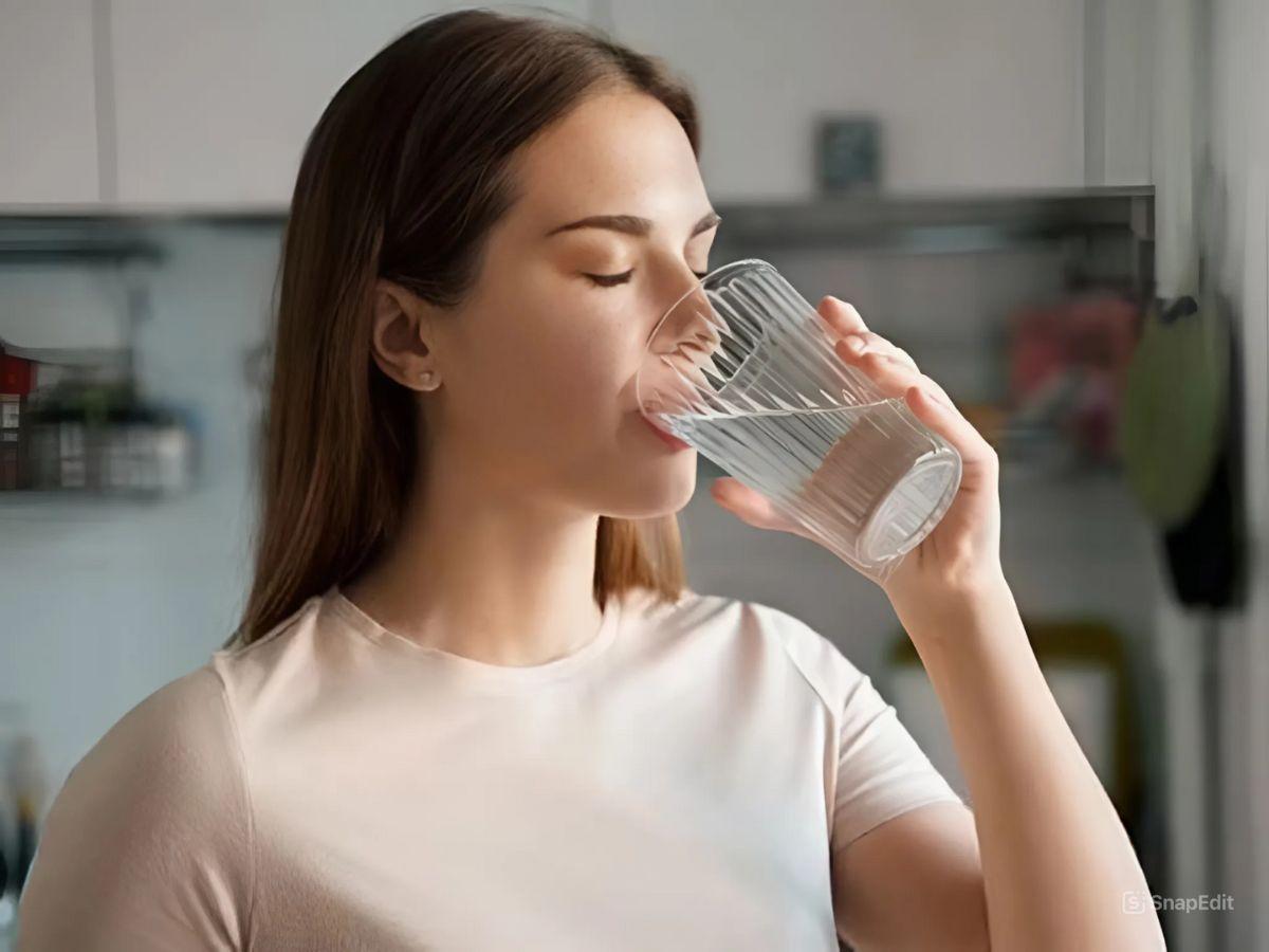 Uống đủ nước cần thiết cho cơ thể