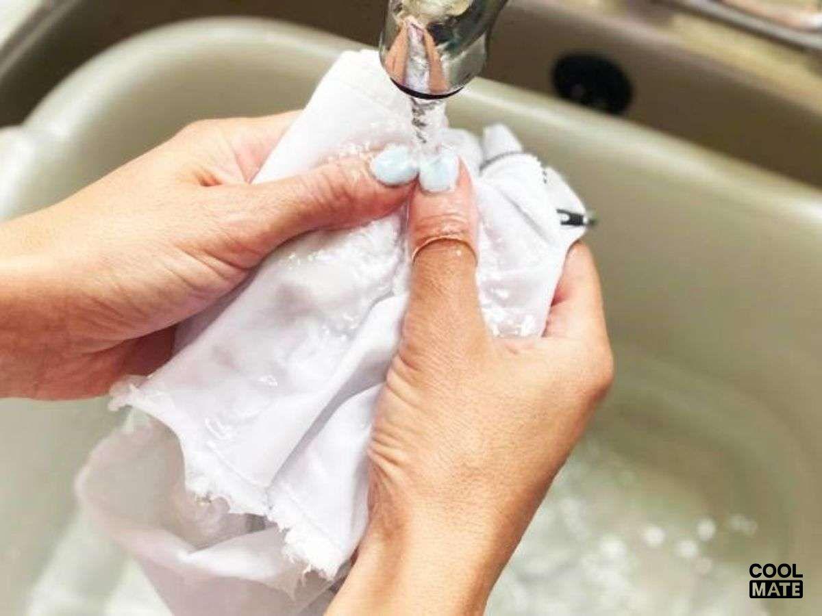 Giặt quần áo thể thao bằng nước lạnh mang lại hiệu quả tốt hơn và giữ form dáng
