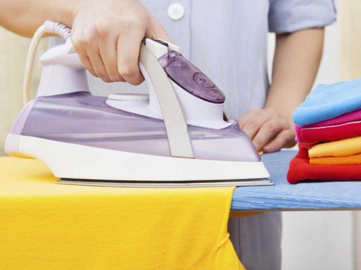 Lộn trái mặt áo khi là giúp tăng độ bền hiệu quả
