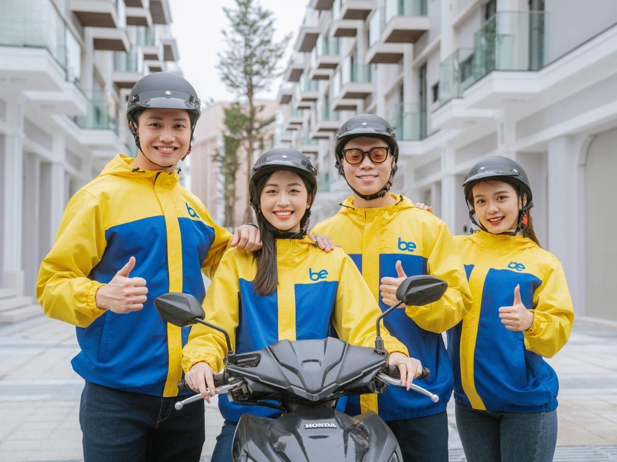 Việc chọn màu sắc cho áo khoác đồng phục nên gắn liền với bộ nhận diện thương hiệu của doanh nghiệp