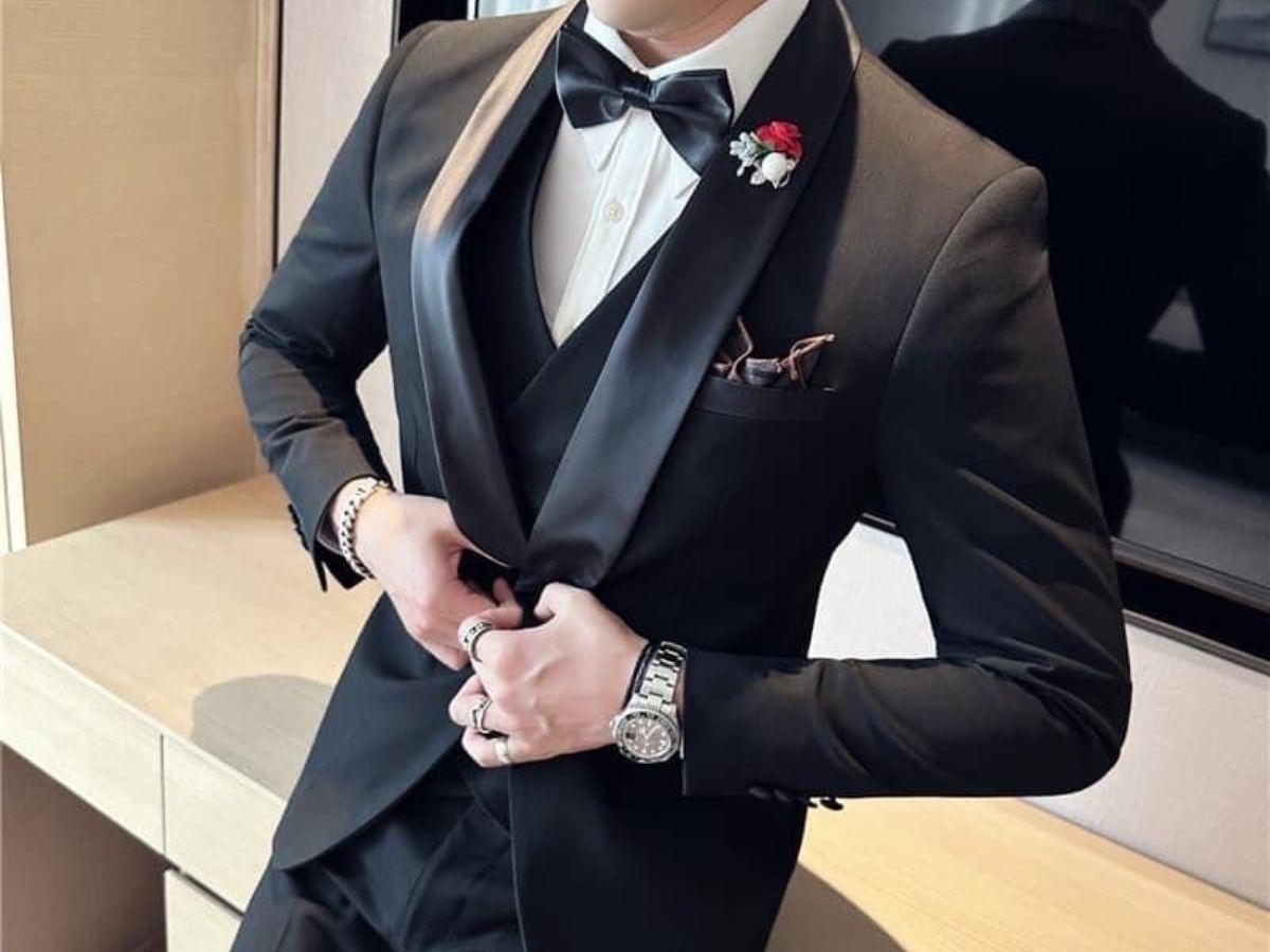 Tuxedo thường được mặc cùng sơ mi trắng