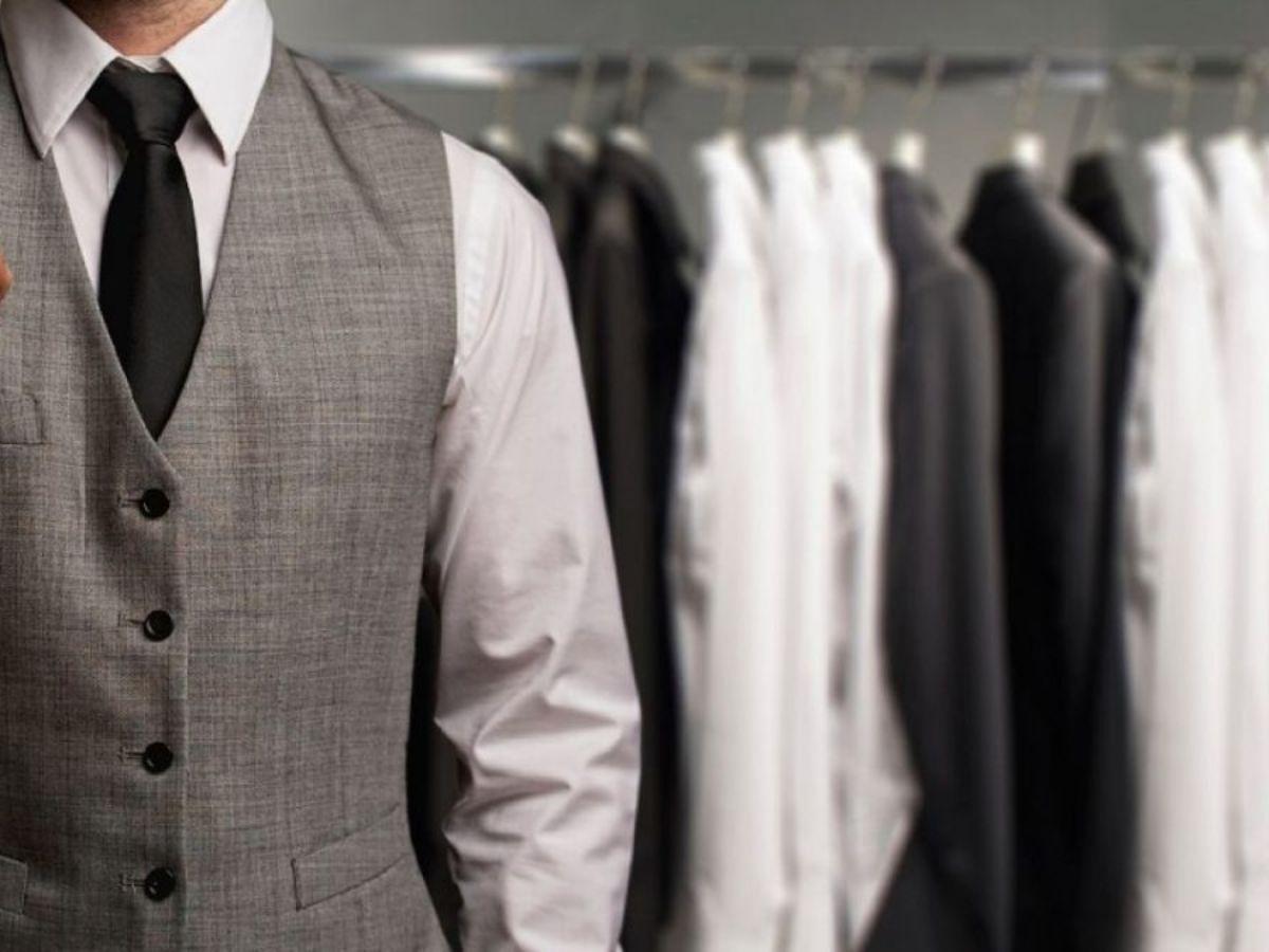 Treo vest đúng cách để luôn phẳng phiu