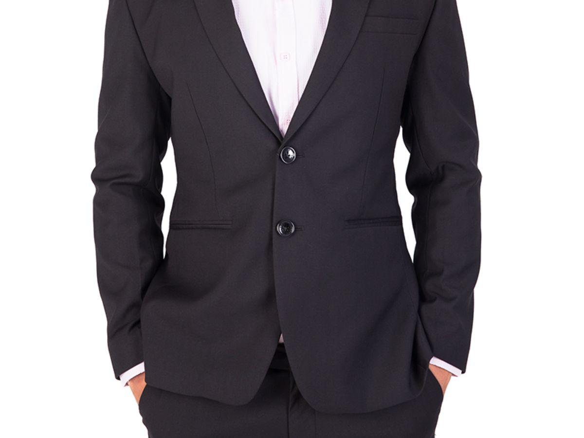 Vest đen - Biểu tượng của sự quyền lực, sang trọng