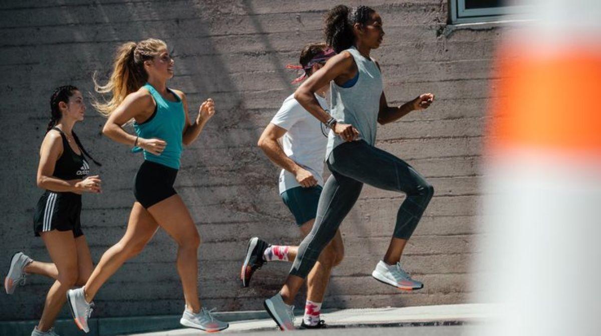 chạy bộ giúp cơ thể thon gọn