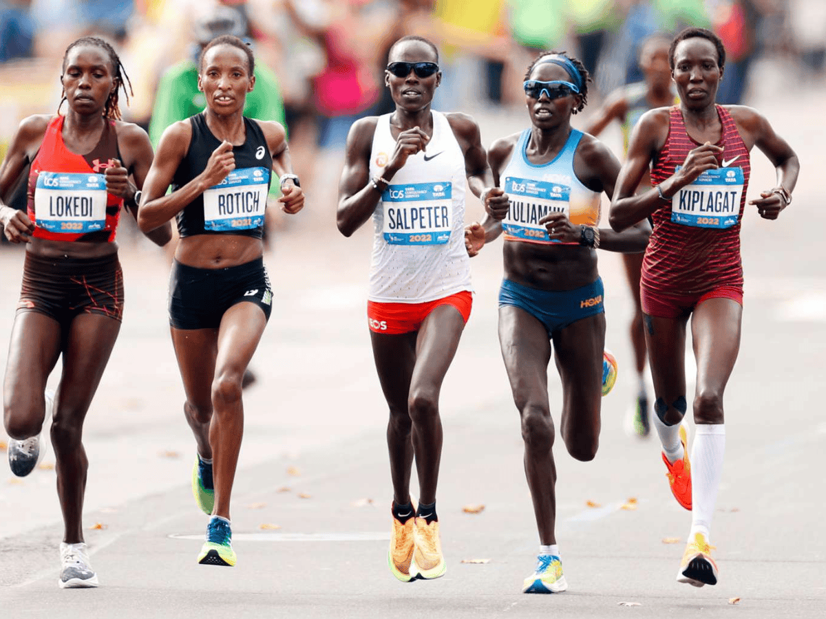 Pace chạy marathon (marathon pace)