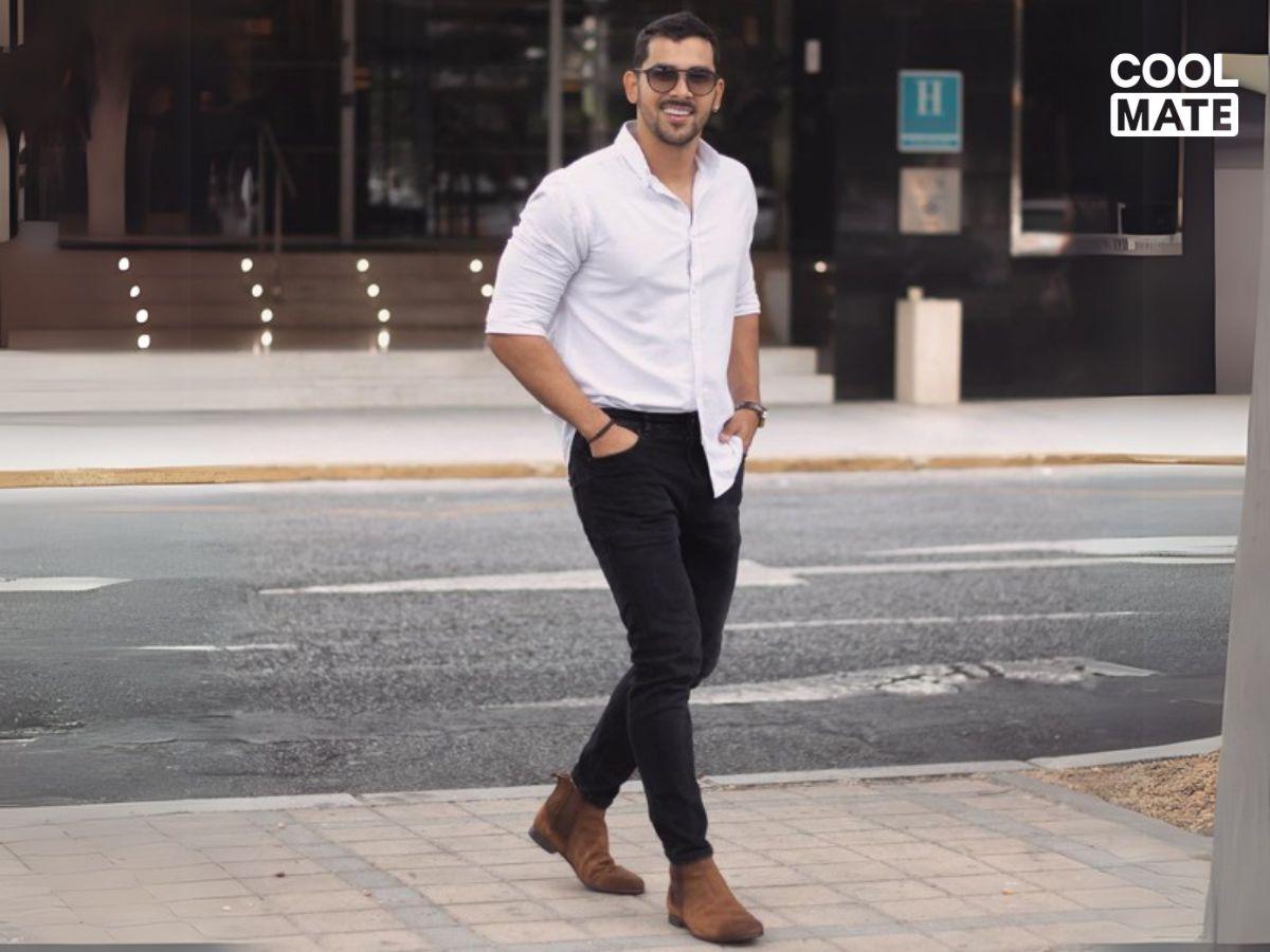 Combo smart-casual, hoàn hảo cho hẹn hò hay cafe. Quần skinny và sơ mi trắng tôn dáng, giày Chelsea boots tăng độ 'cool' và nam tính