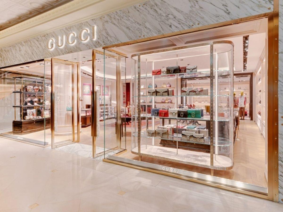Cửa hàng Gucci tại Tràng Tiền Plaza