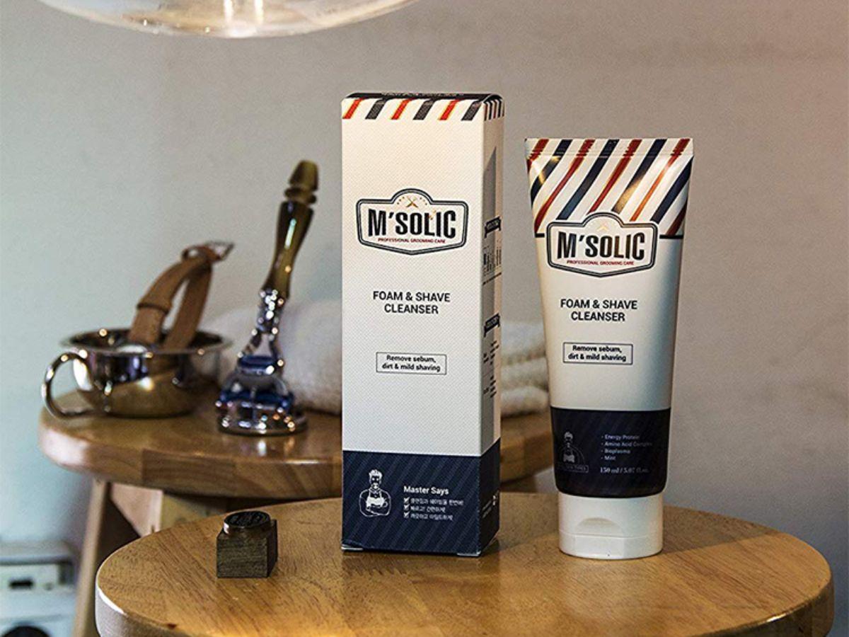 Sản phẩm đa năng giúp làm sạch và cạo râu, cấp ẩm cho da
