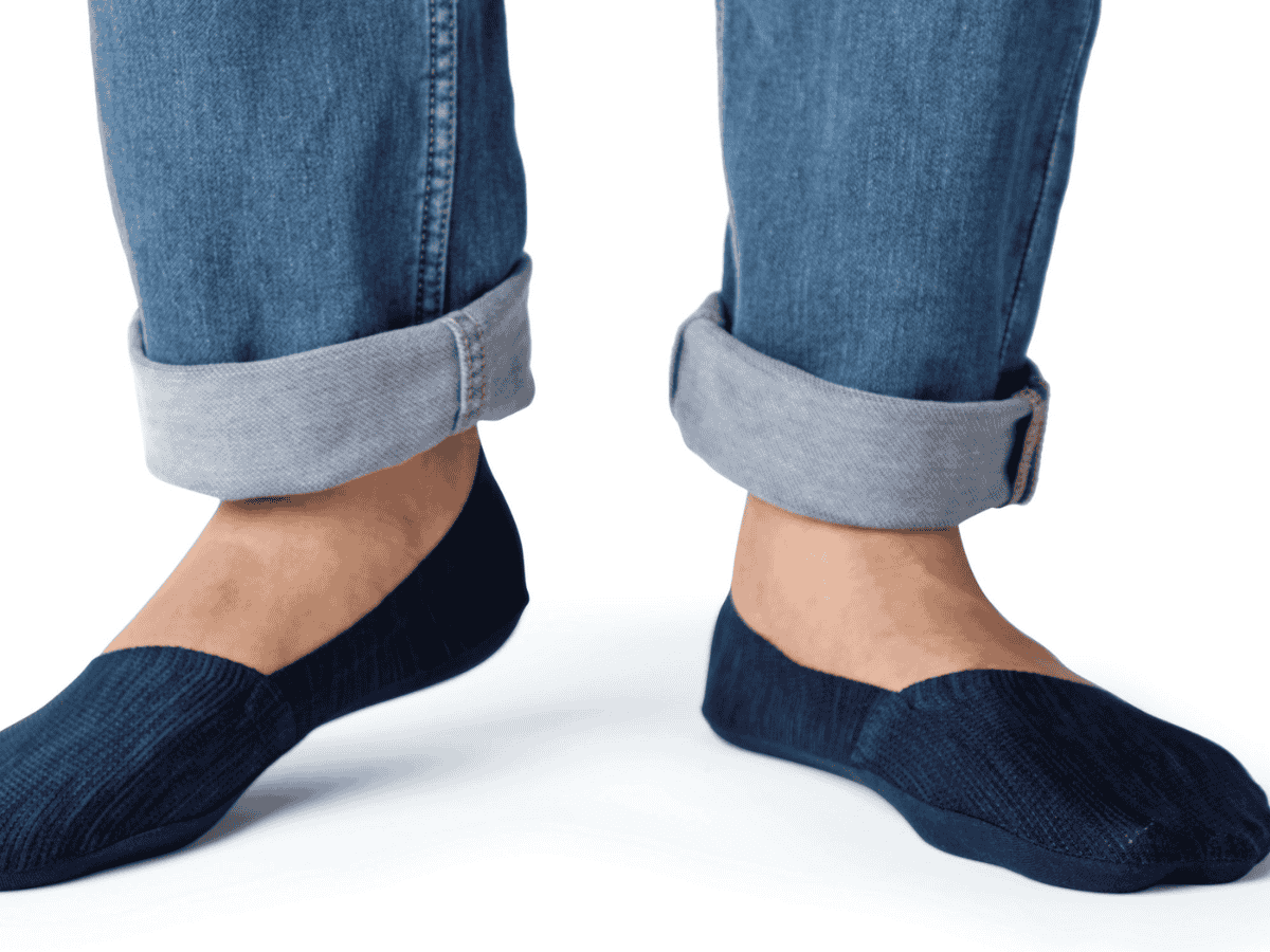 Tất lười bảo vệ chân và giày
