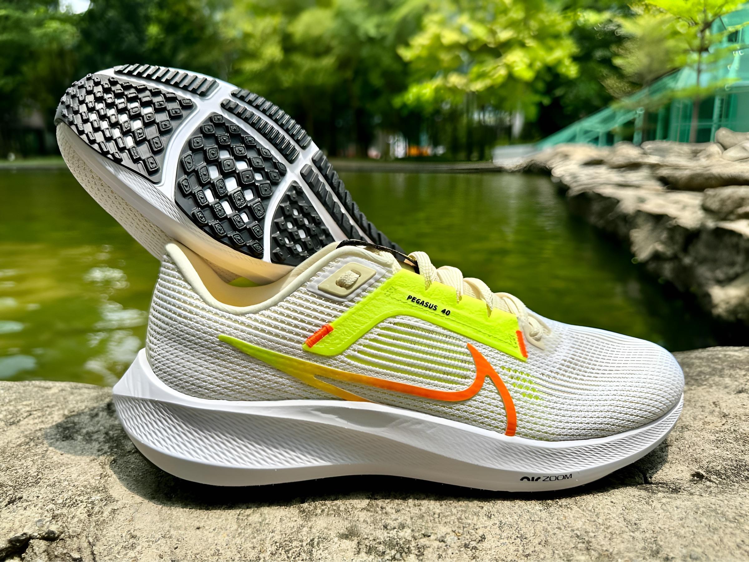 Nike Air Zoom Pegasus - top giày chạy bộ tốt nhất 2025