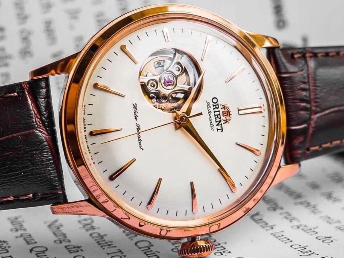 Orient Bambino sở hữu phong cách thiết kế cổ điển, thanh lịch