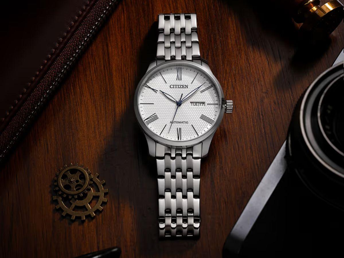 Citizen Automatic NH8350 có thiết kế đơn giản, đa dụng và độ bền cao