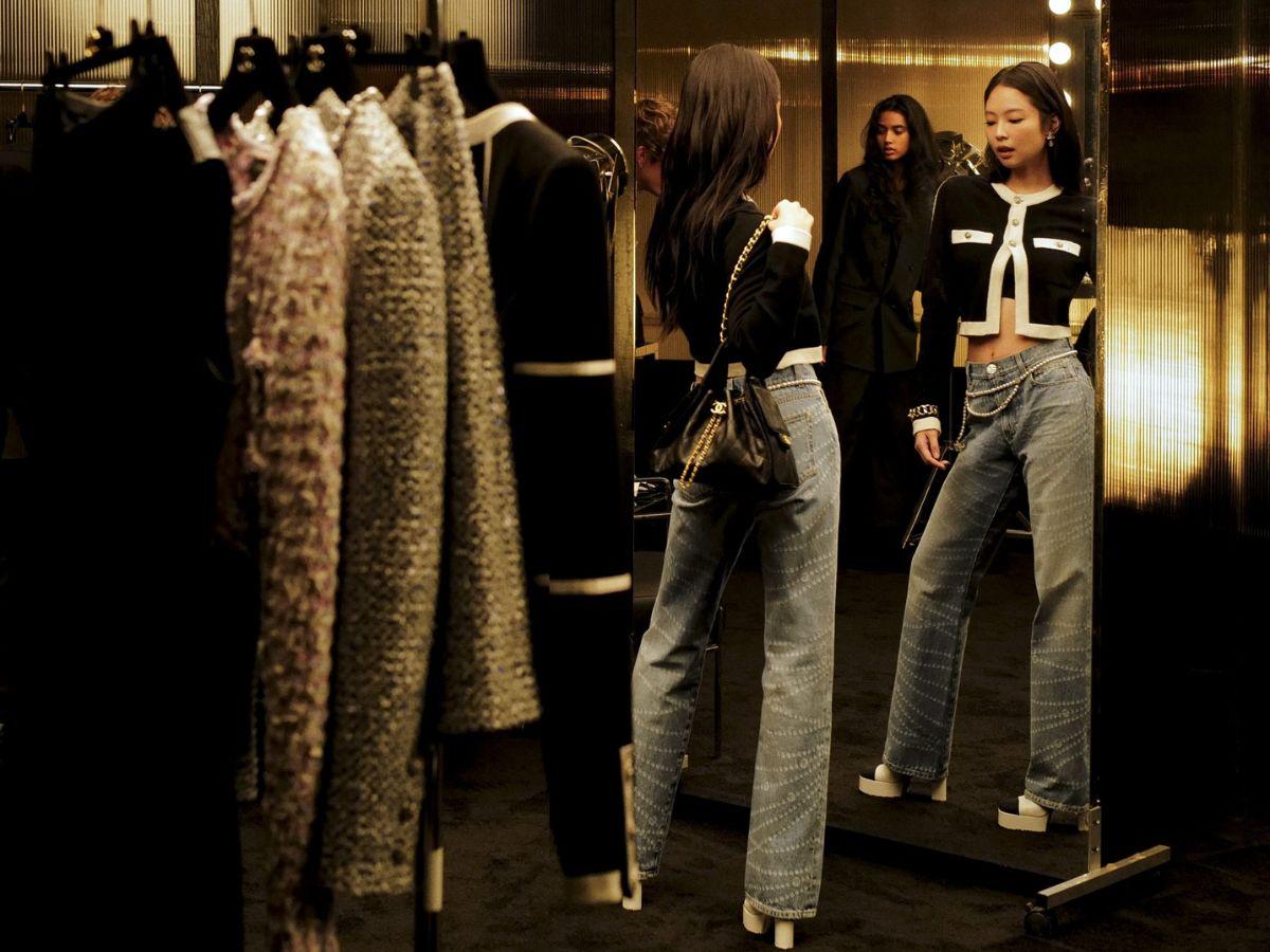 Jennie Kim xuất hiện trong video quảng bá túi Chanel 25 đầy thời thượng