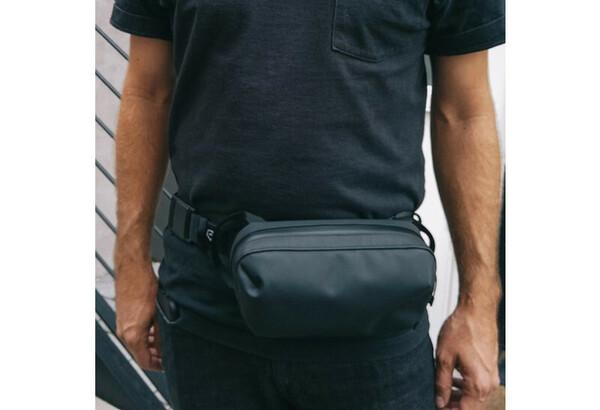 fanny pack đeo trước bụng