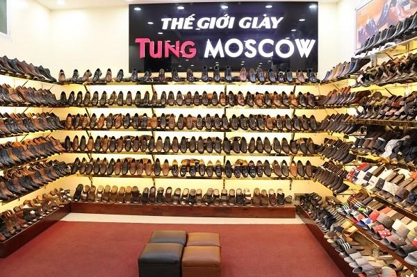 Tùng Moscow, chuỗi cửa hàng giày dép lớn nhất Việt Nam
