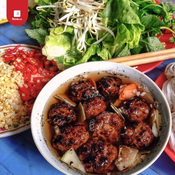 quán bún chả ngon nhất Hà Nội