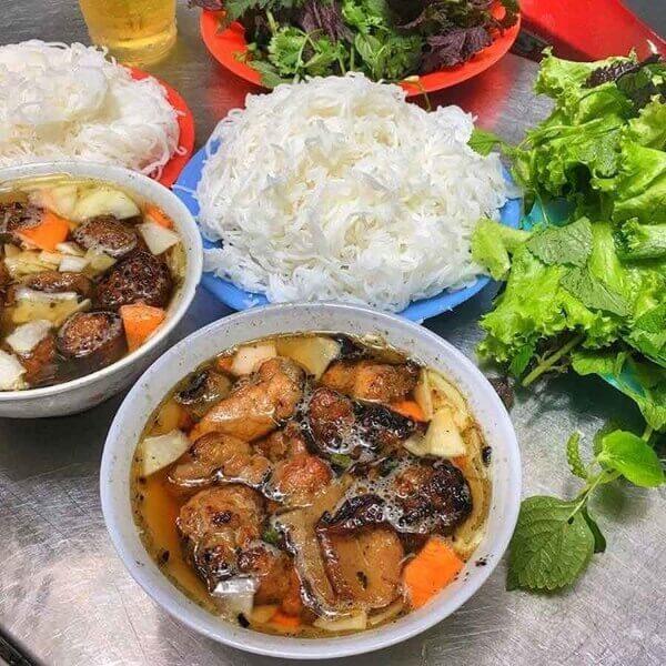 quán bún chả ngon nhất Hà Nội