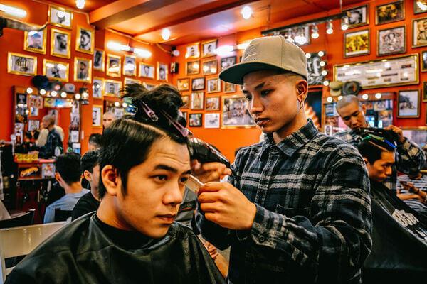 Khách hàng tại Liêm Barber Shop