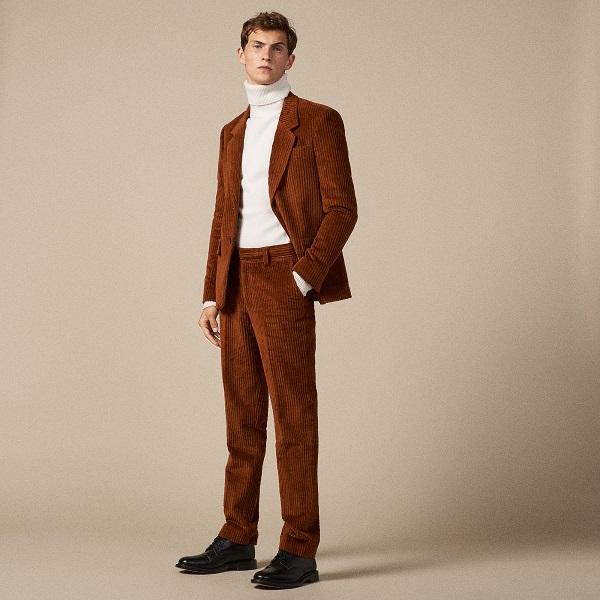 Cách lựa chọn suit nam theo hoạ tiết và chất liệu