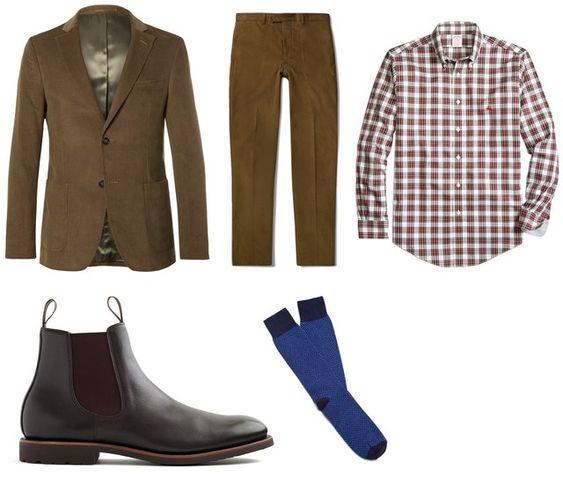 Suit nhung tăm phối với áo len cổ lọ và giày Chelsea boots