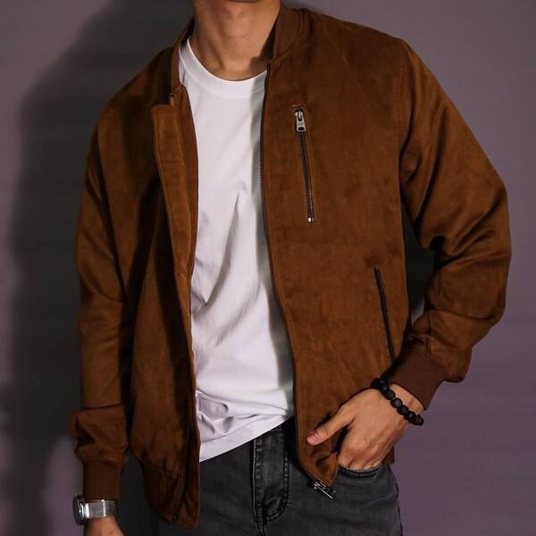 Áo khoác bomber da lộn sẽ pha một chút vẻ trẻ trung khỏe khoắn và thanh lịch chín chắn